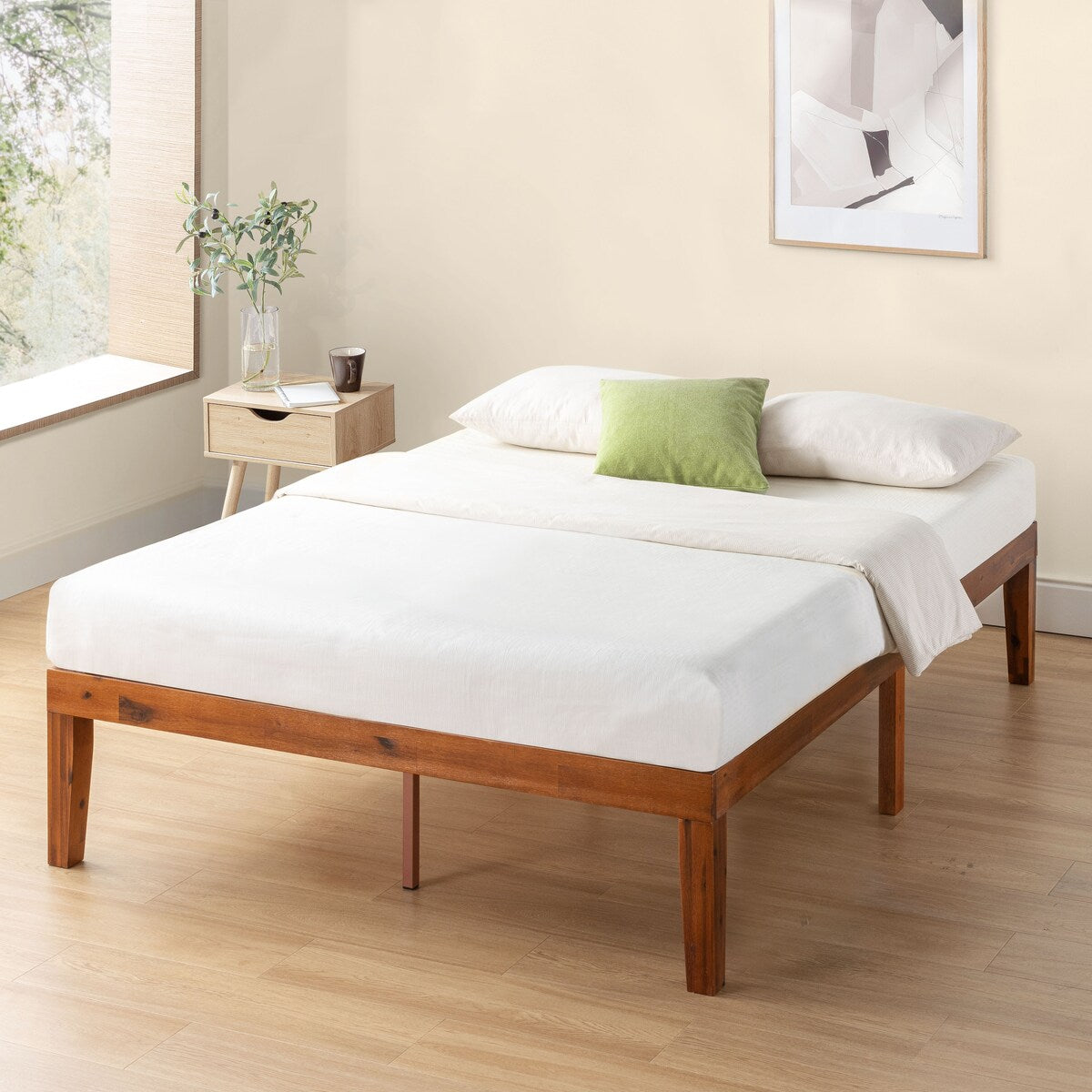 Cadre de lit plateforme en bois massif classique de 16 pouces, disponible en plusieurs finitions.