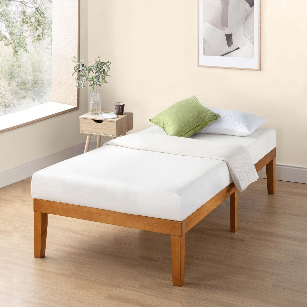 Cadre de lit plateforme en bois massif classique de 16 pouces, disponible en plusieurs finitions.