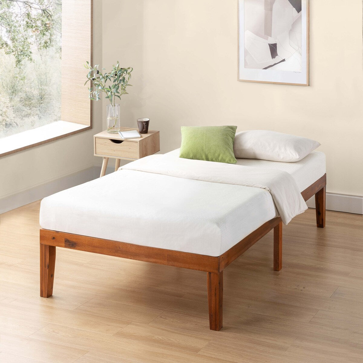 Cadre de lit plateforme en bois massif classique de 16 pouces, disponible en plusieurs finitions.