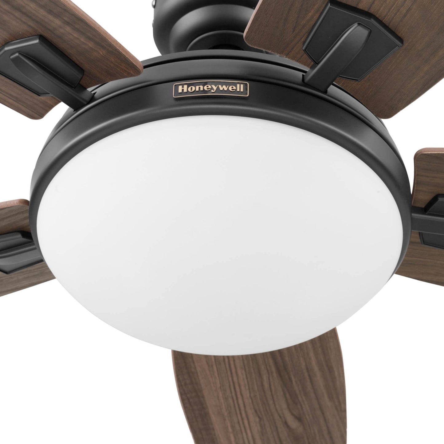 Ventilateur de plafond Honeywell Carmel 48 pouces avec éclairage intégré et télécommande