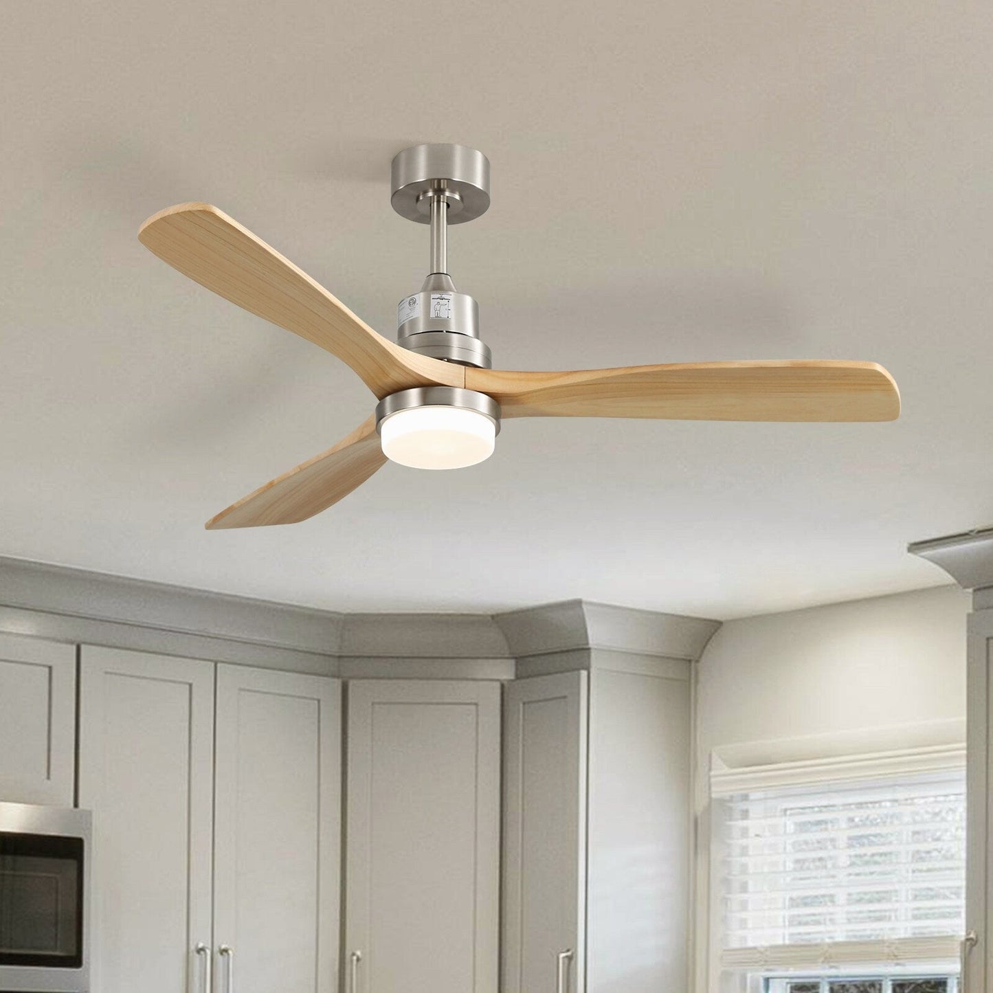 Ventilateur de plafond à LED intégré de 48 et 52 pouces avec éclairage et télécommande, moteur à courant continu réversible.