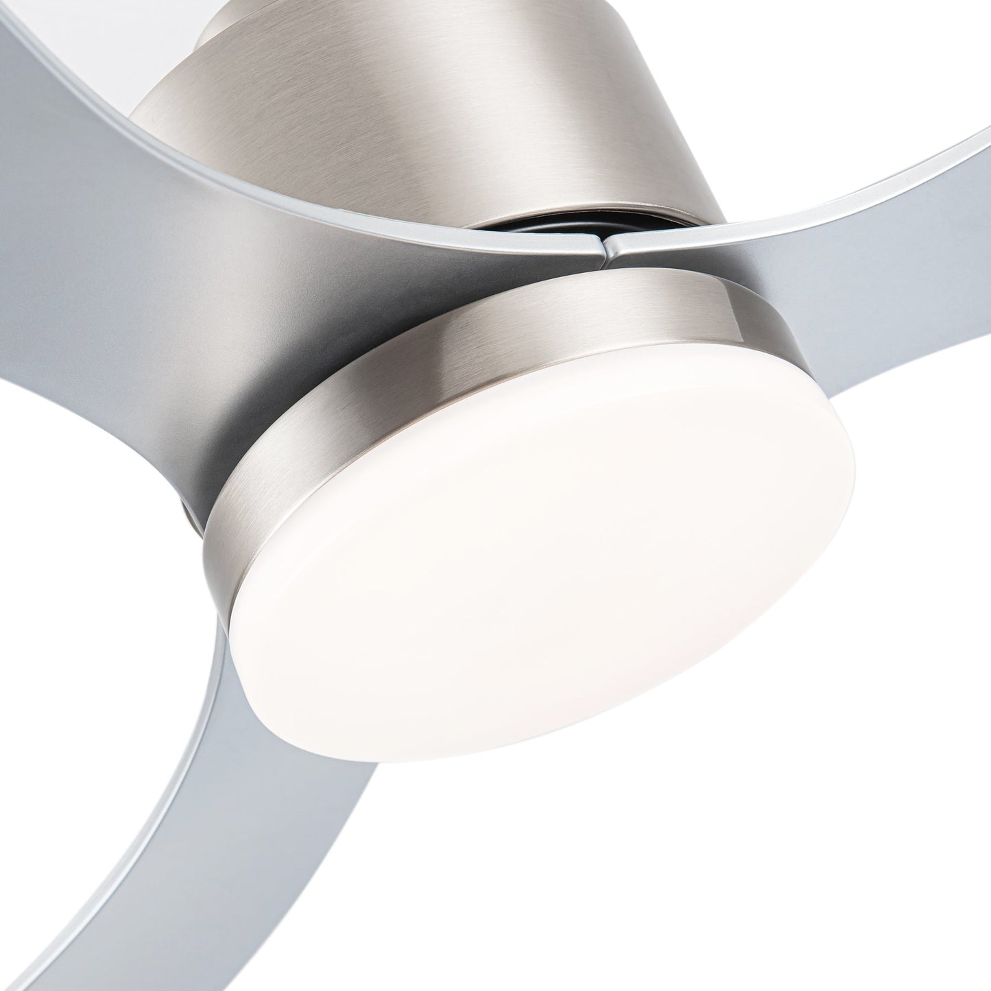 Ventilateur de plafond LED 52 pouces avec éclairage et télécommande (3 pales)