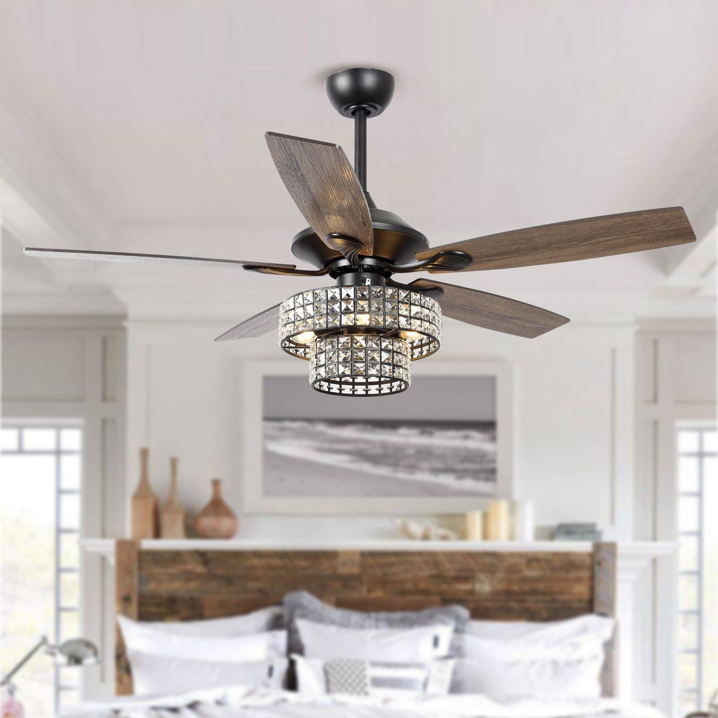 Ventilateur de plafond moderne à 5 pales en bois chromé de 52 pouces avec télécommande et cristaux.