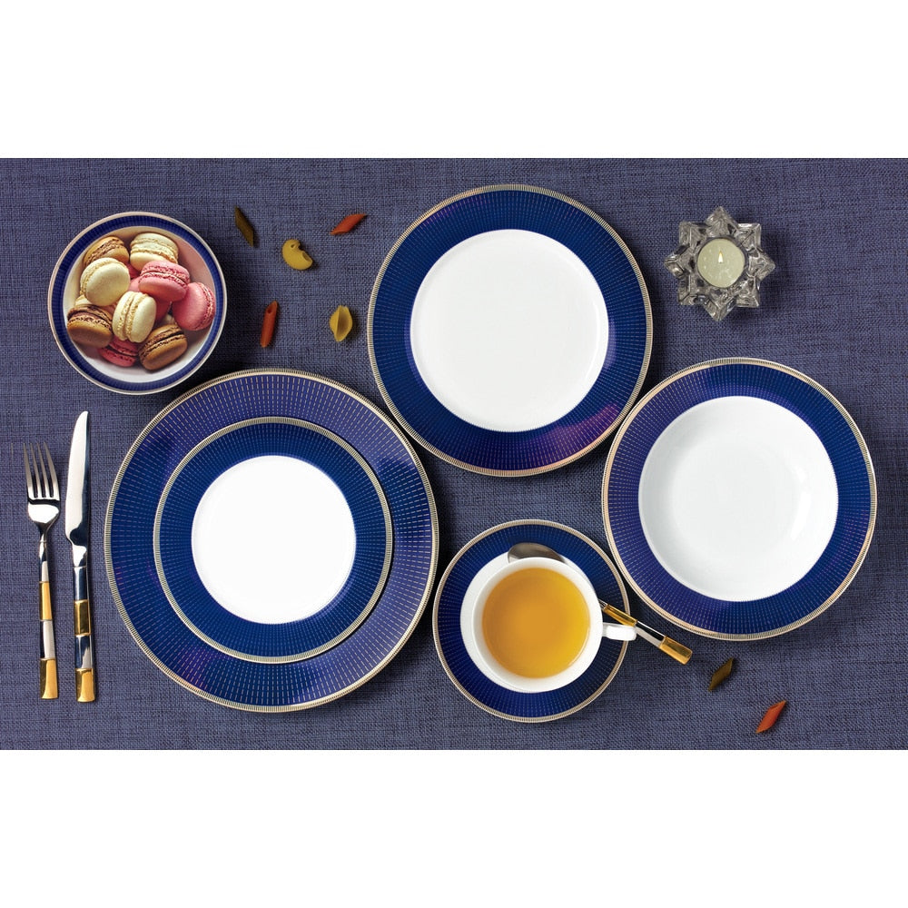Service de table en porcelaine fine 57 pièces - Minuit - Or