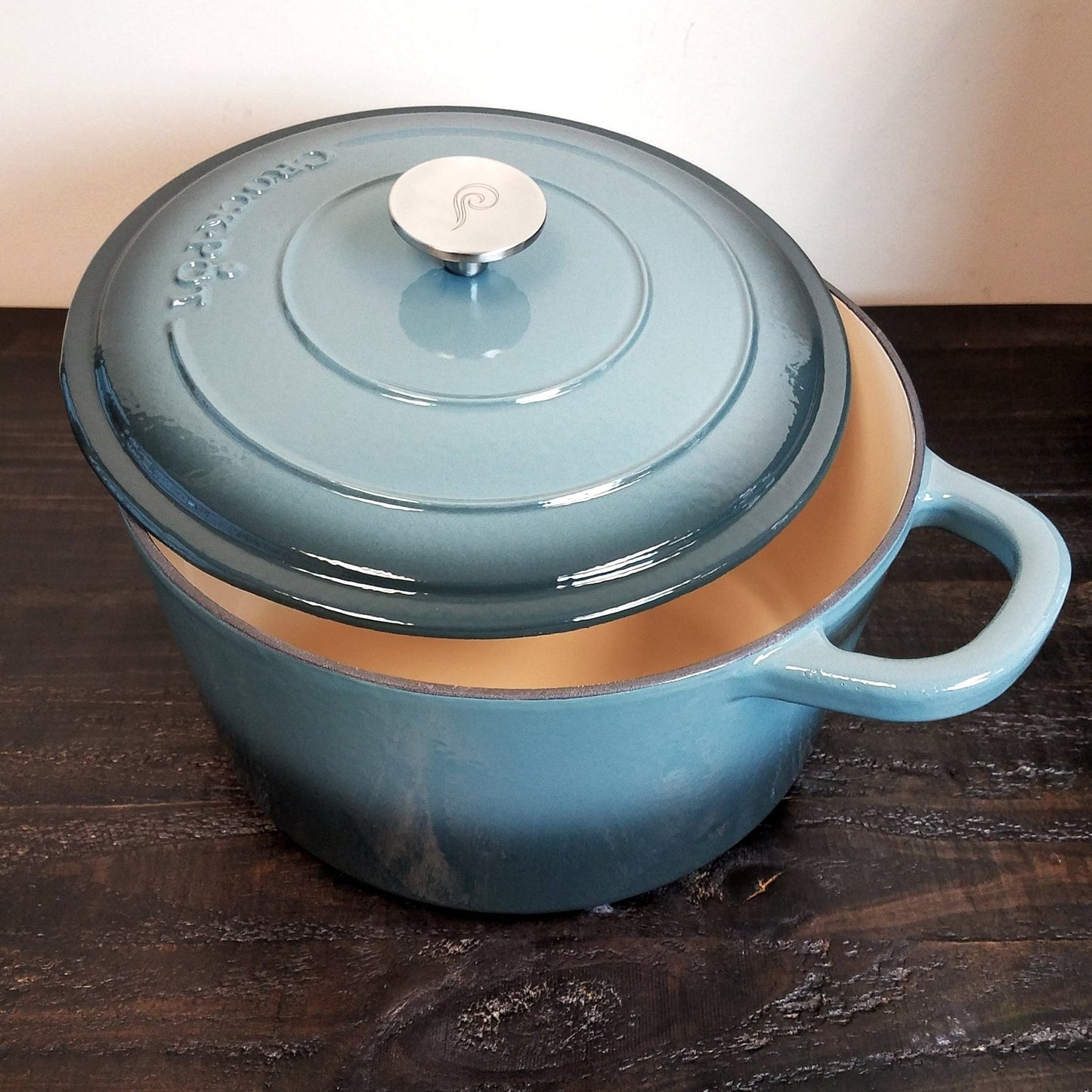 Poule à ragoût en fonte de fer ronde de 7 quarts, couleur cendrée