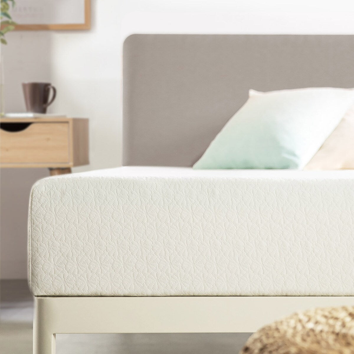 Matelas en mousse à mémoire de forme à 8 couches de Crown Comfort