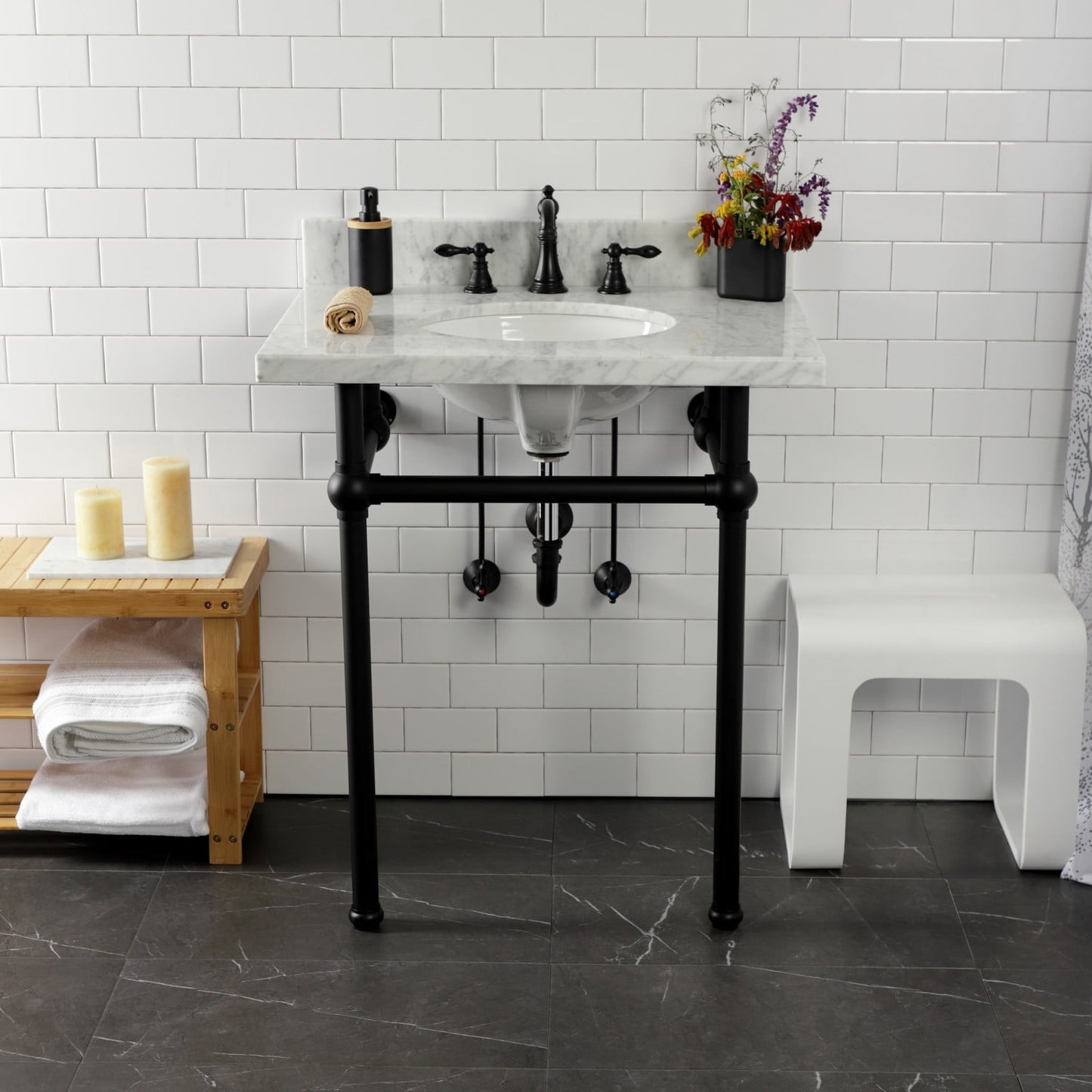 Robinet de salle de bain à large encrage, style américain classique