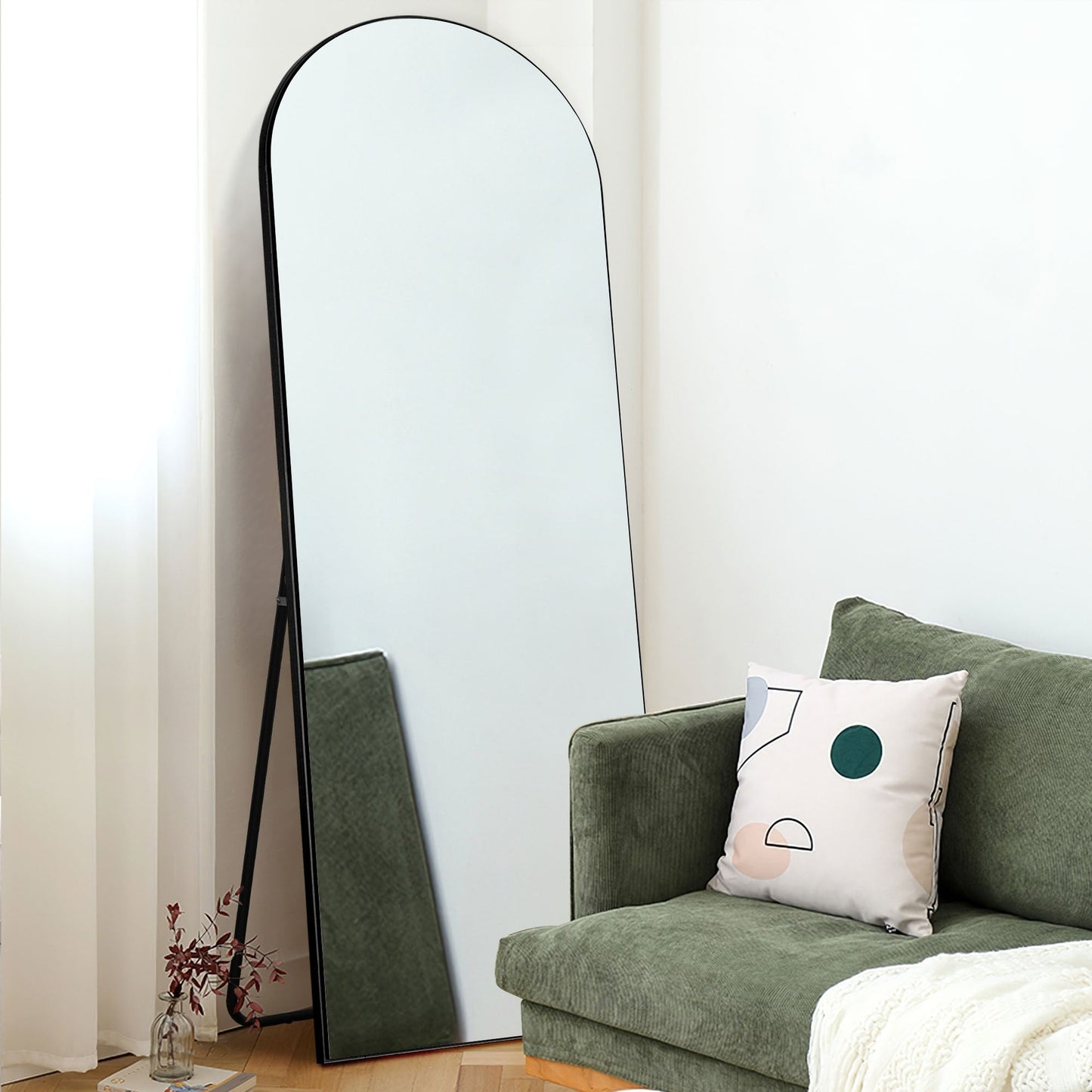 Grand miroir moderne à encadrement incurvé