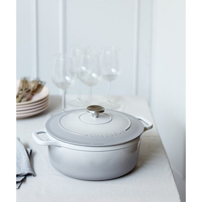 Poule à ragoût ronde en fonte d'acier émaillée Chasseur, 4,2 quarts