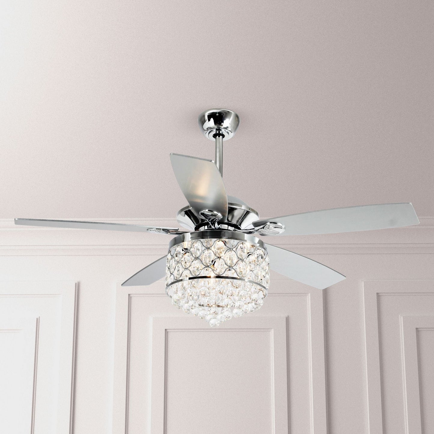 Luminaire suspendu/ventilateur de plafond à 4 lumières en chrome et cristal avec télécommande