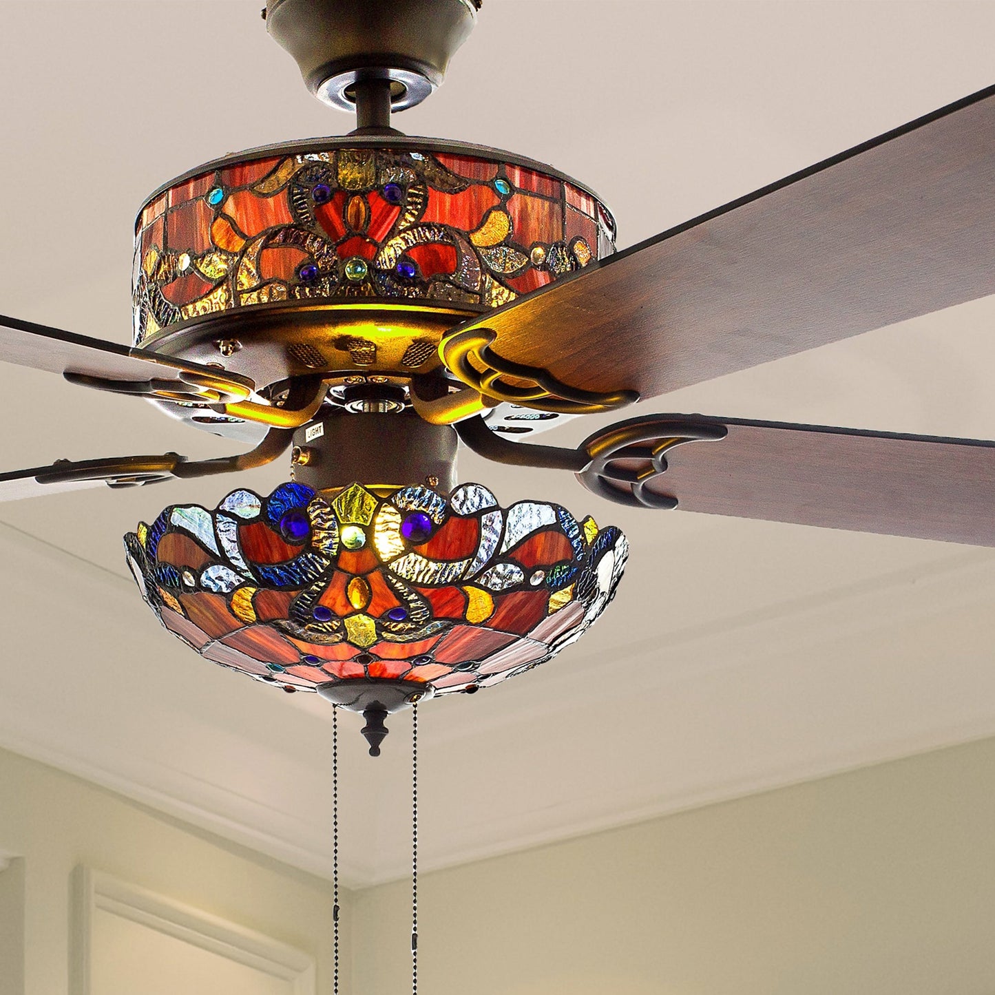 Ventilateur de plafond Copper Grove Guasipati Magna Carta de 52 pouces, style Tiffany - 52L x 52W x 16.5