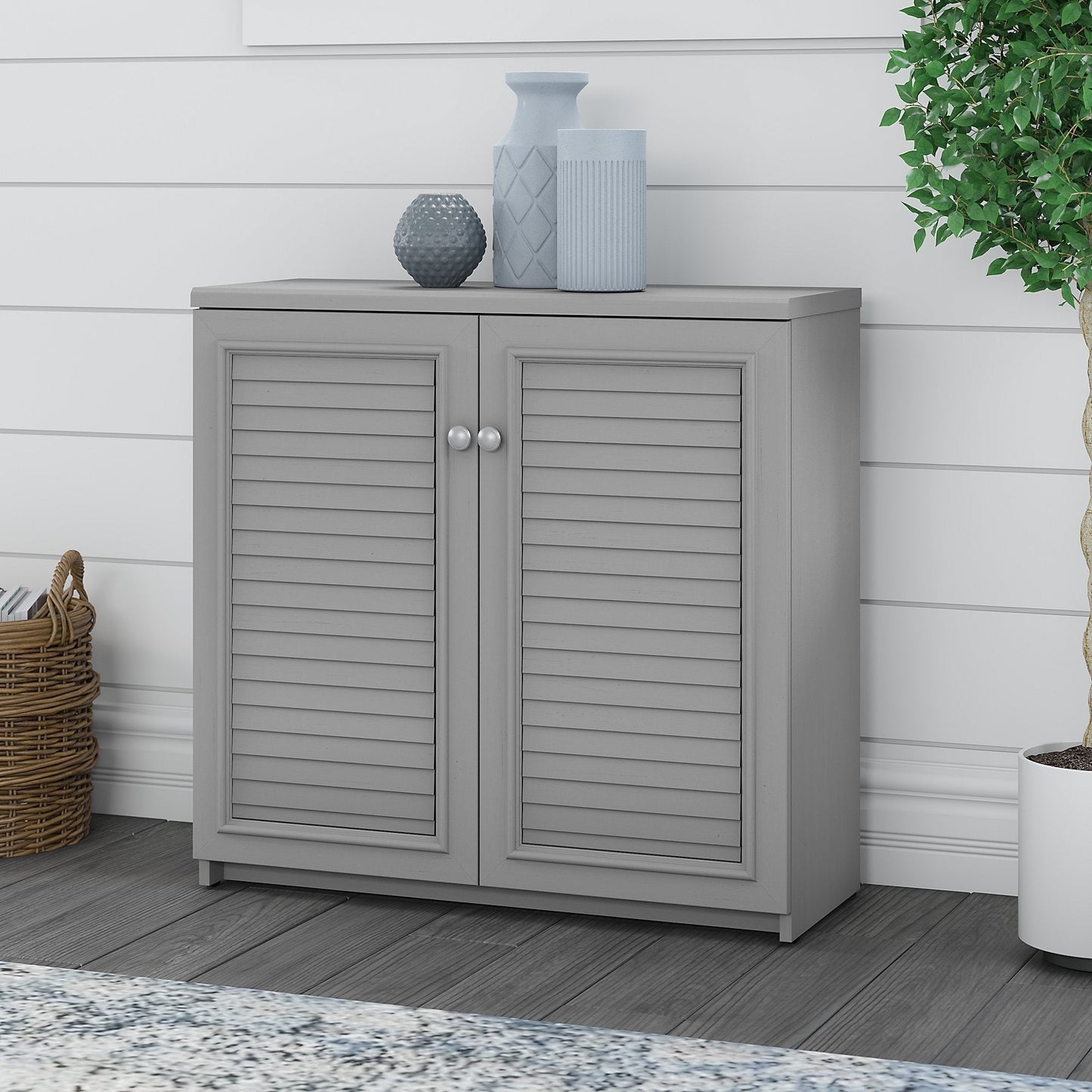 Armoire de rangement Fairview avec portes et étagères de Bush Furniture - 80,6 cm L x 32,4 cm l x 78 cm H