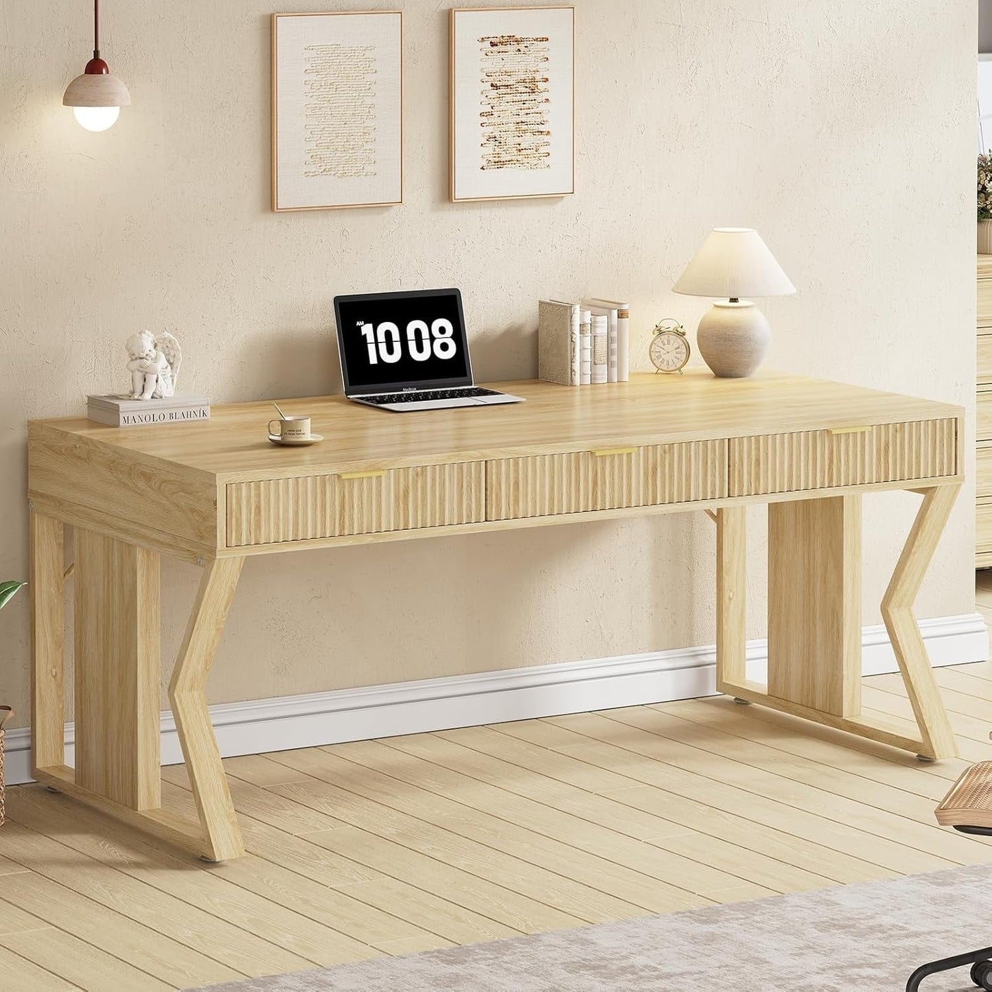 Bureau de direction style farmhouse, bureau de travail à domicile, bureau avec tiroir à dossiers, support de moniteur, prise de courant.