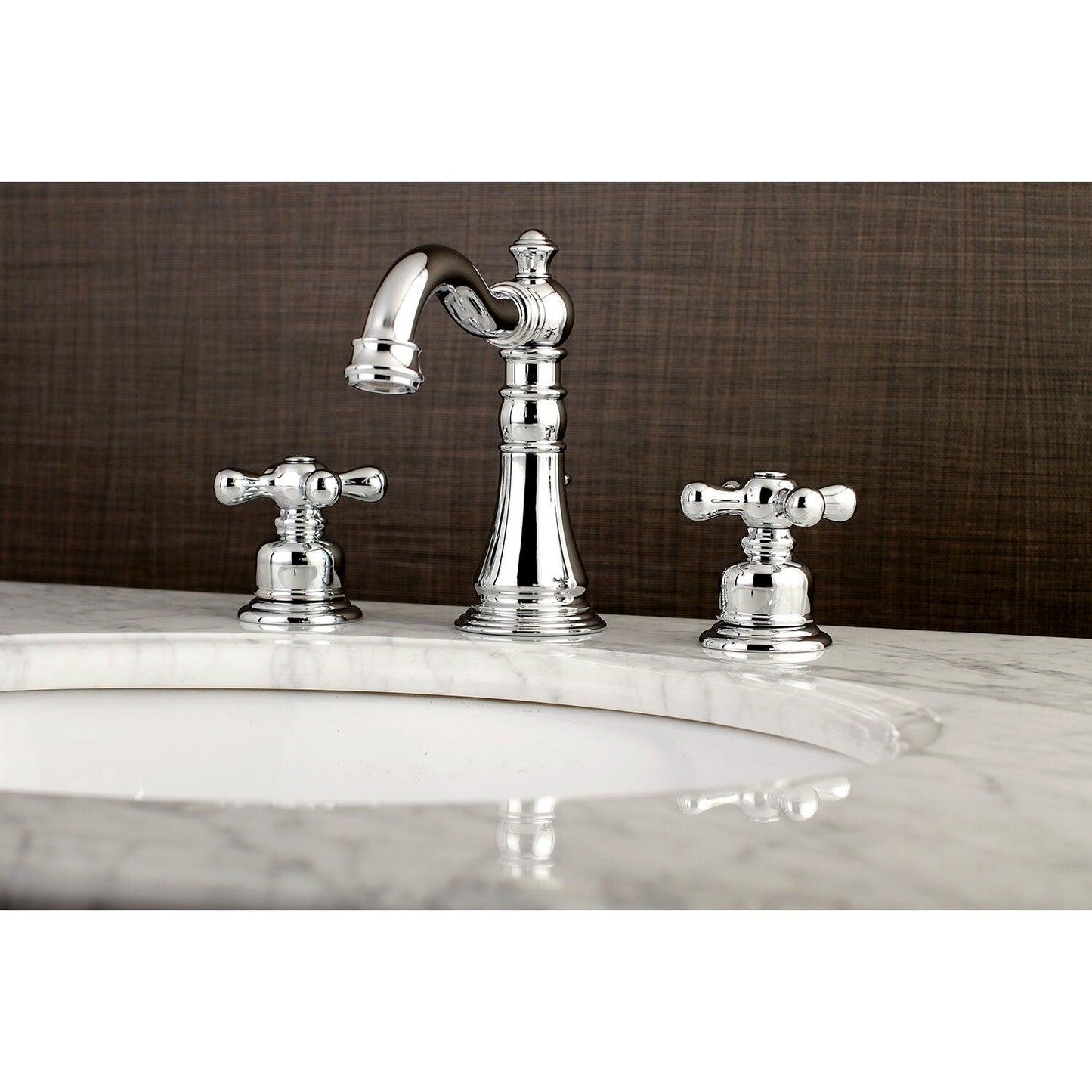 Robinet de salle de bain à large espacement de 8 pouces, style américain classique