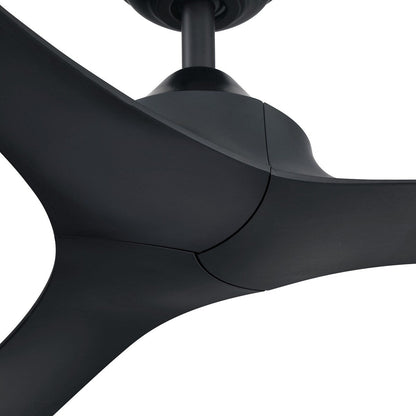 Ventilateur de plafond à 56 pouces, moderne, noir, à 3 pales, avec moteur à courant continu et télécommande.