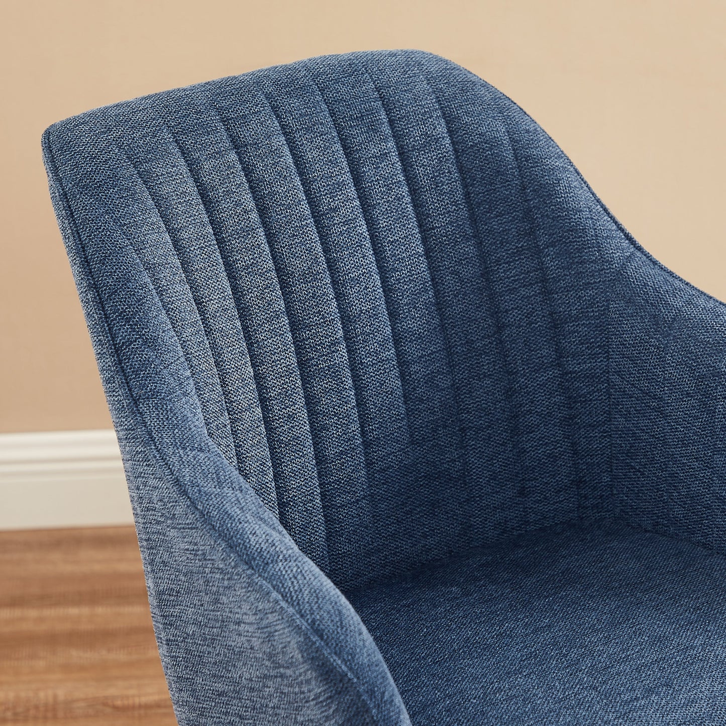 Fauteuil pivotant à accoudoirs pour bureau moderne Art Leon avec pieds en bois