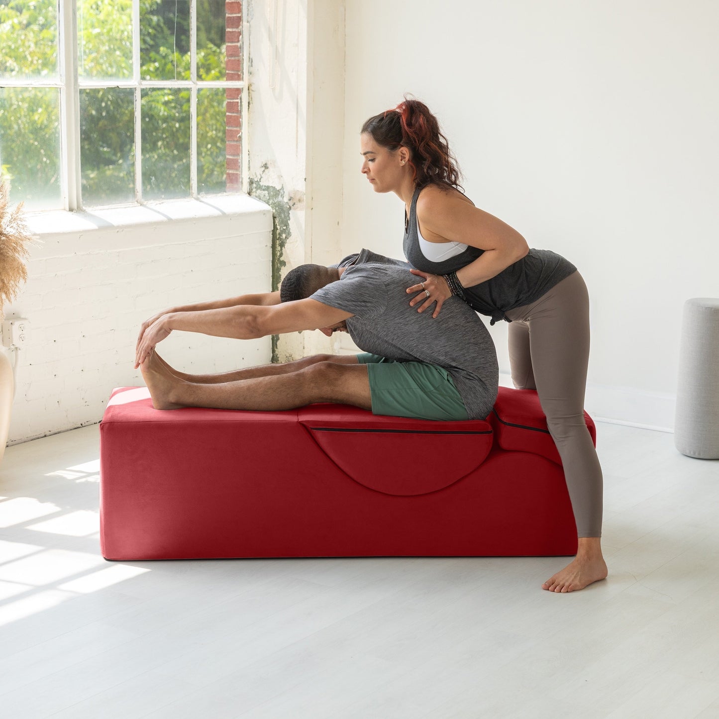 Chaise longue convertible Avana Kami / Yoga et massage - Pouf 2-en-1 avec chaise longue de yoga escamotable, microvelours - N/A