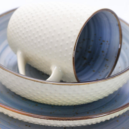 Service de table Elama à pois en relief bicolore, 16 pièces, bleu poudré