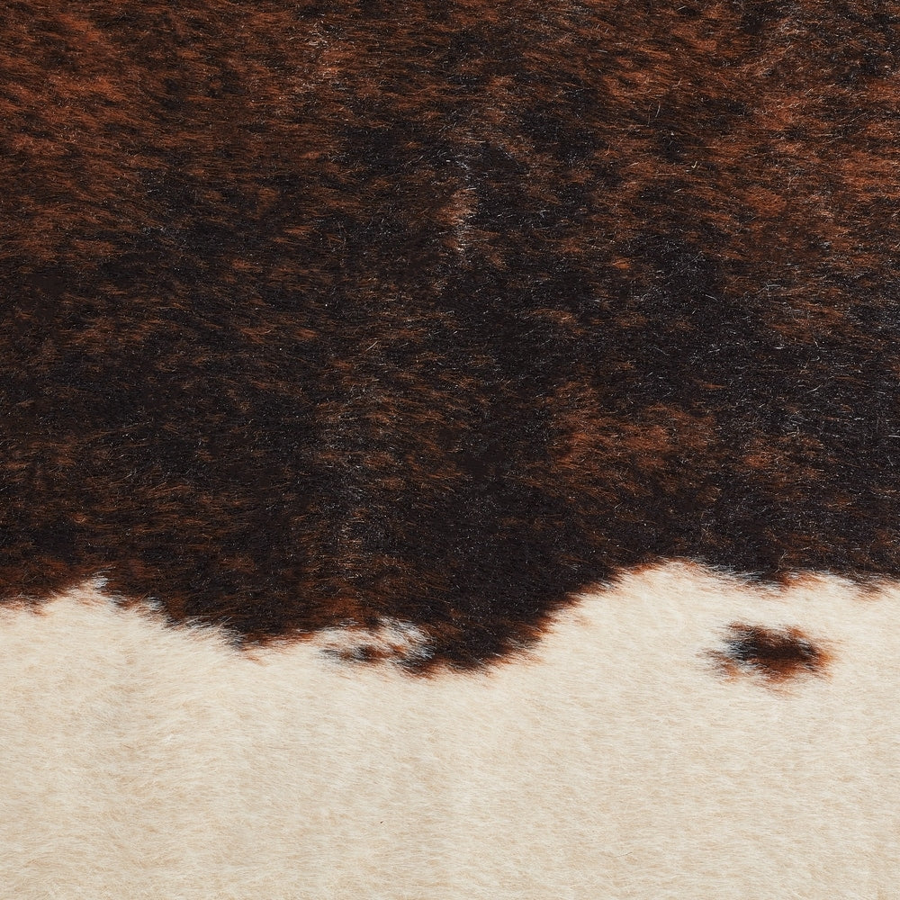 Tapis de sol imitation peau de vache Yosemite d'Alexander Home