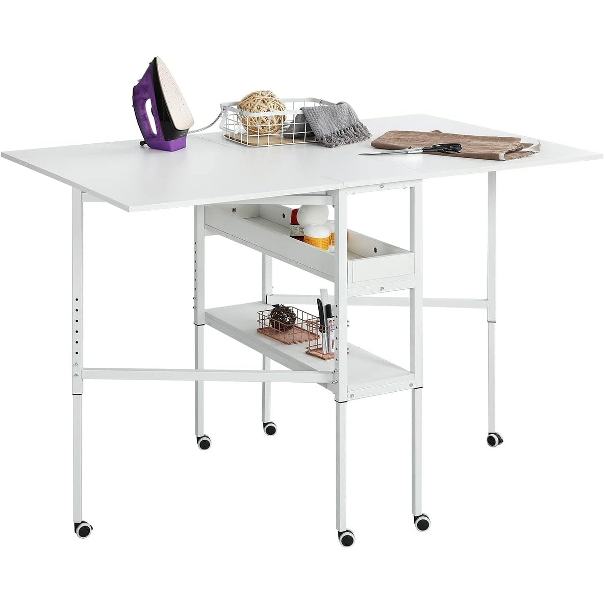 Table d'artisanat à hauteur réglable avec étagères de rangement, table de coupe pliable mobile pour le bureau à domicile, la couture, la salle de loisirs créatives.