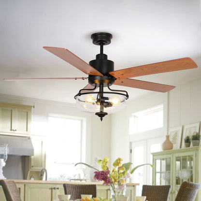 Ventilateur de plafond à 52 pouces avec 5 pales en bois réversibles, 3 lumières et télécommande.