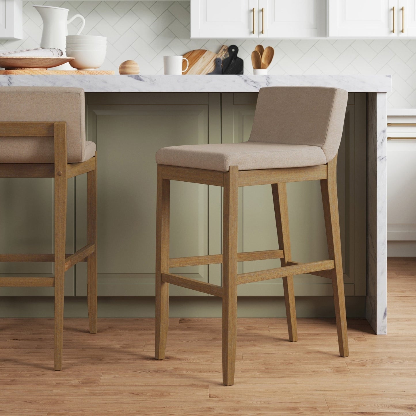 Tabouret de bar moderne Gracie, chaise rembourrée en bouclette et pieds en bois brossé